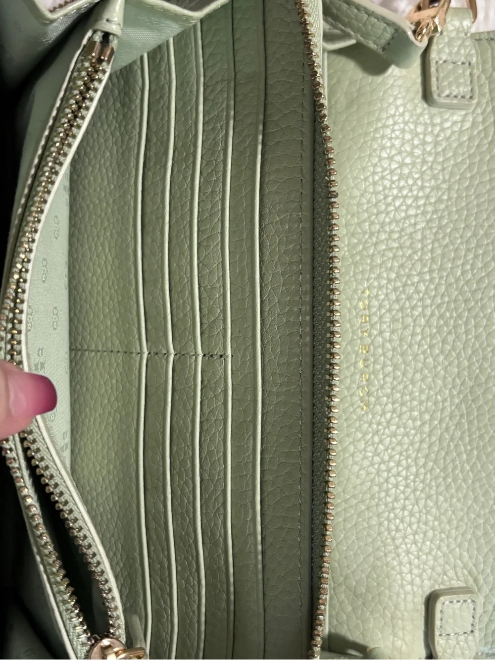 Tory Burch Thea Flat Wallet Cross Body in Garden Sage